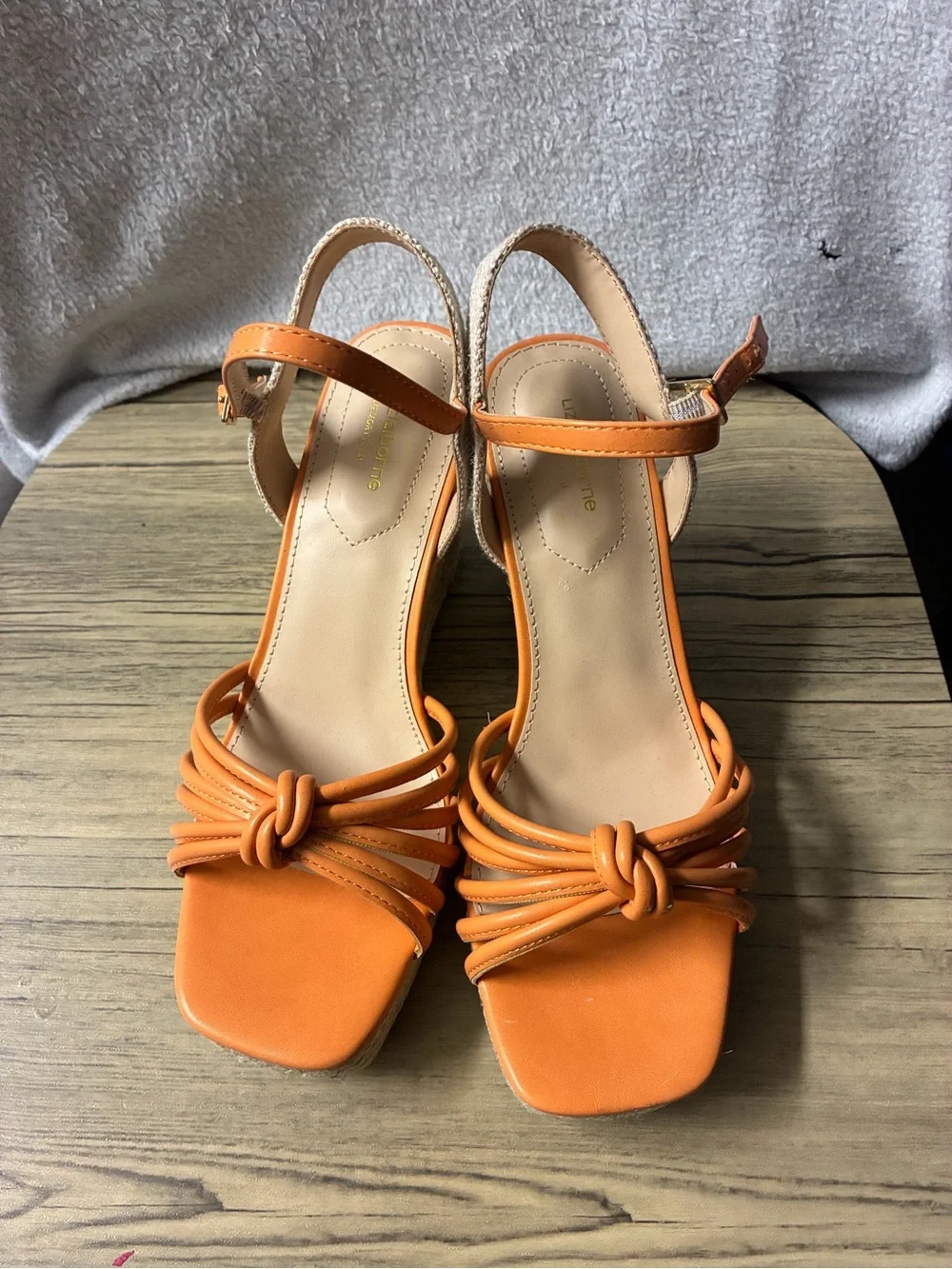 Liz Claiborne Peach Knotted Espadrille Wedge Sandals
